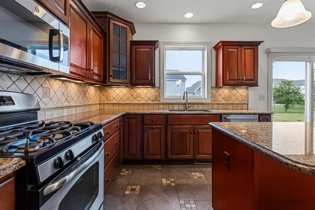 $3,500 | 5102 Jacks Boulevard, Champaign, IL 61822