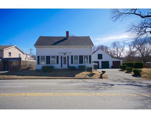 19 Bridge Road Salisbury, MA 01952 - Photo 9 of 9 a front view of a house with a yard