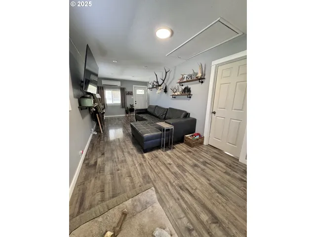 $329,000 | 1142 Clatsop Street, Vernonia, OR 97064