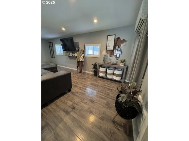 $329,000 | 1142 Clatsop Street, Vernonia, OR 97064