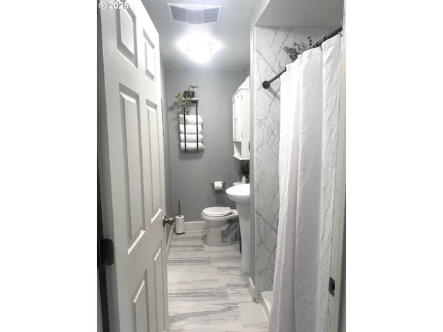 $329,000 | 1142 Clatsop Street, Vernonia, OR 97064