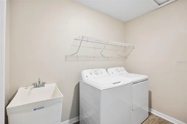 $2,550 | 5504 Tripoli Drive, Palmetto, FL 34221