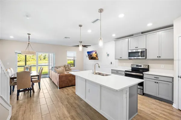 $2,550 | 5504 Tripoli Drive, Palmetto, FL 34221