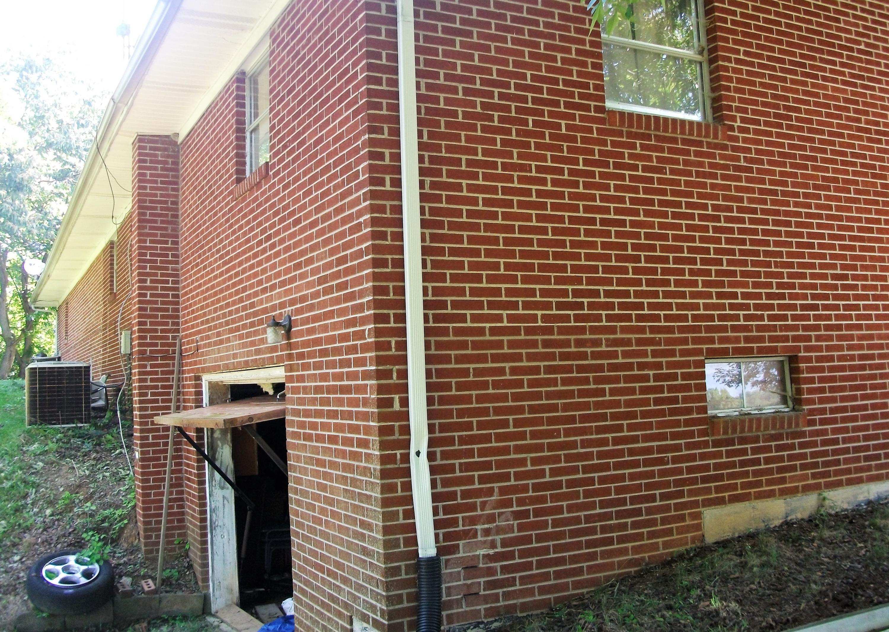 1134 Newman Riley Road Dandridge, TN 37725 - Photo 28 of 33 Basement Garage Door