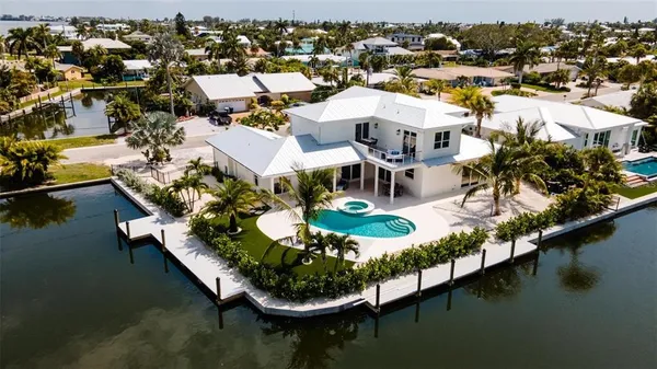 $4,340,000 | 603 Emerald Lane, Holmes Beach, FL 34217