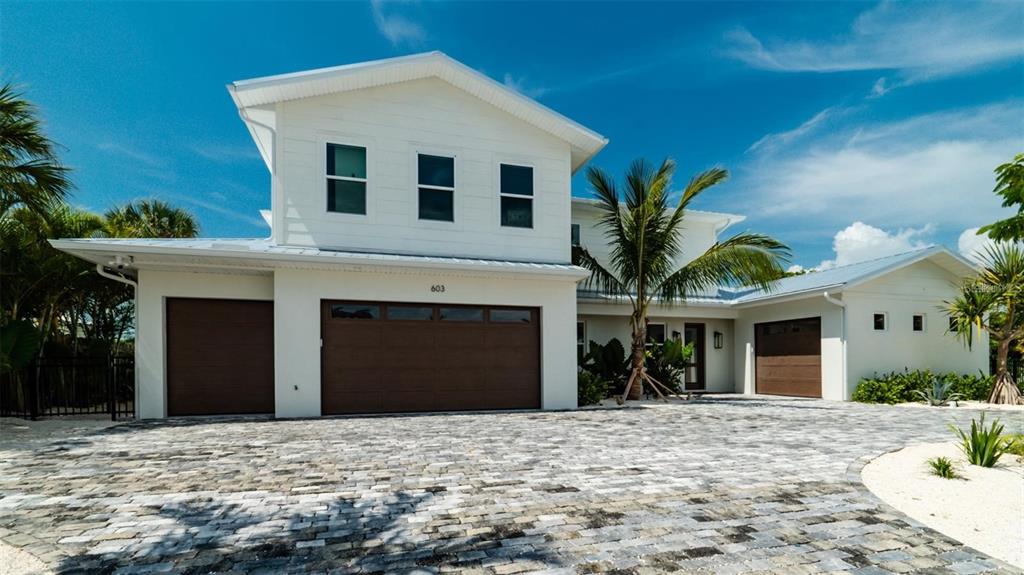 603 Emerald Lane Holmes Beach, FL 34217 - Photo 3 of 56