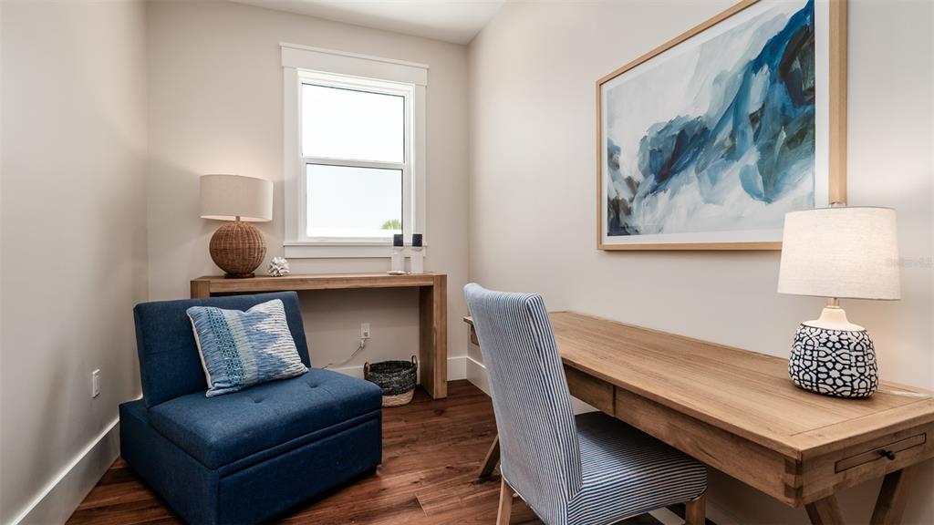 603 Emerald Lane Holmes Beach, FL 34217 - Photo 35 of 56