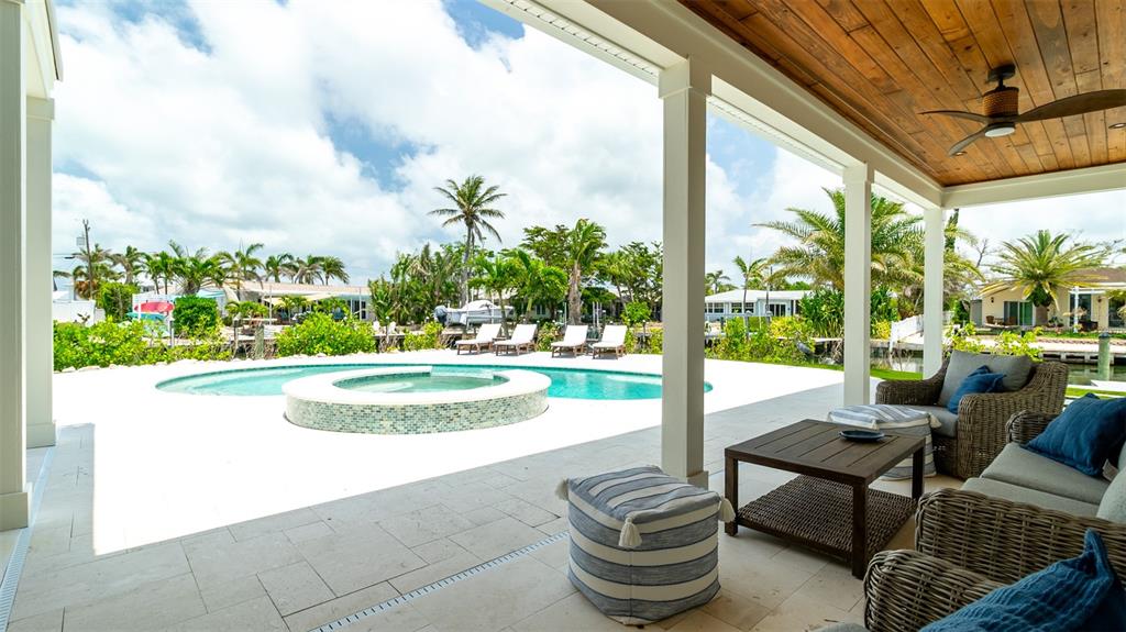 603 Emerald Lane Holmes Beach, FL 34217 - Photo 43 of 56