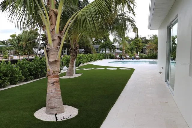 $4,440,000 | 603 Emerald Lane, Holmes Beach, FL 34217