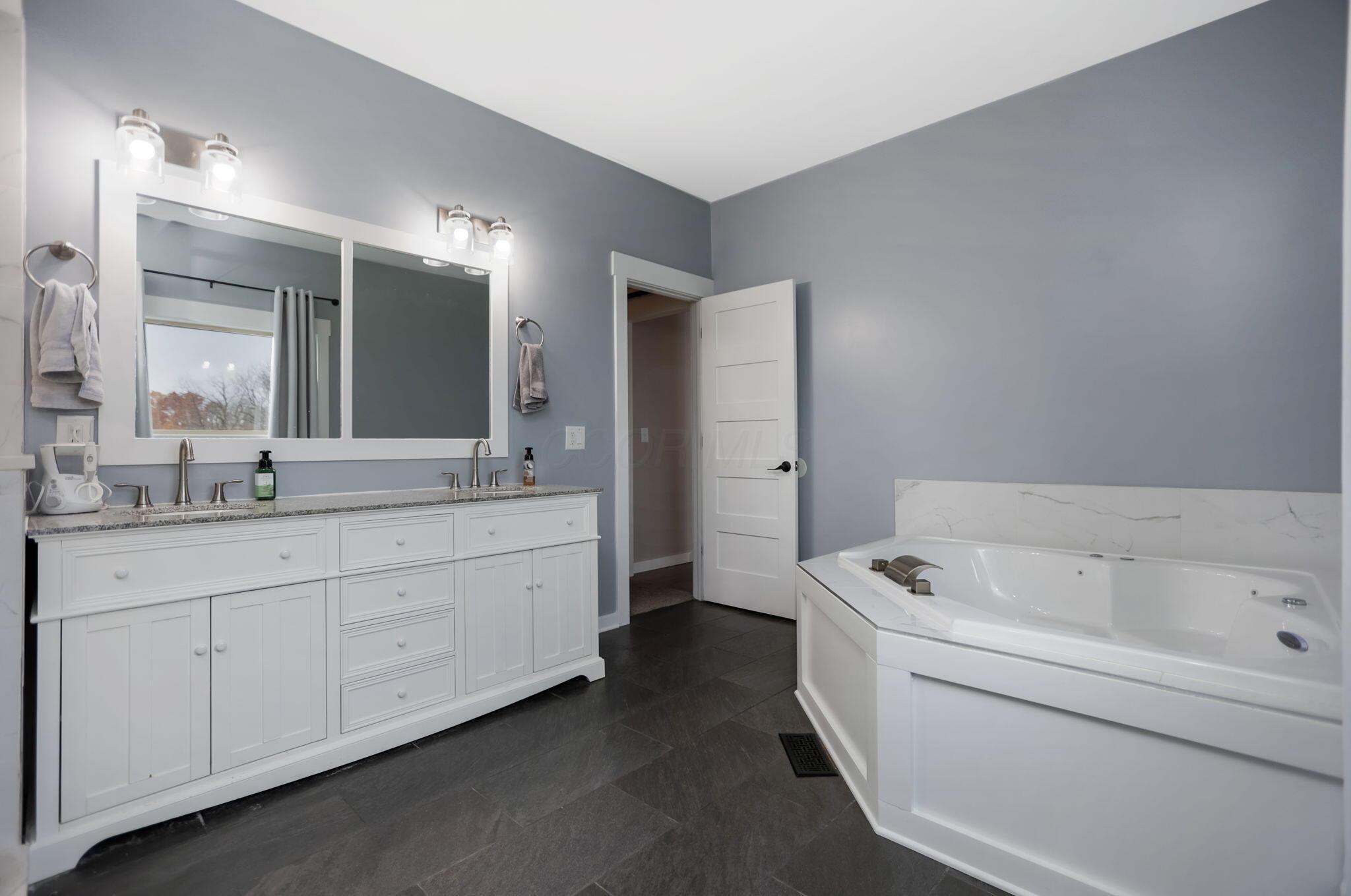 1230 Park Road Mount Vernon, OH 43050 - Photo 27 of 69 35-web-or-mls-BS5A0542