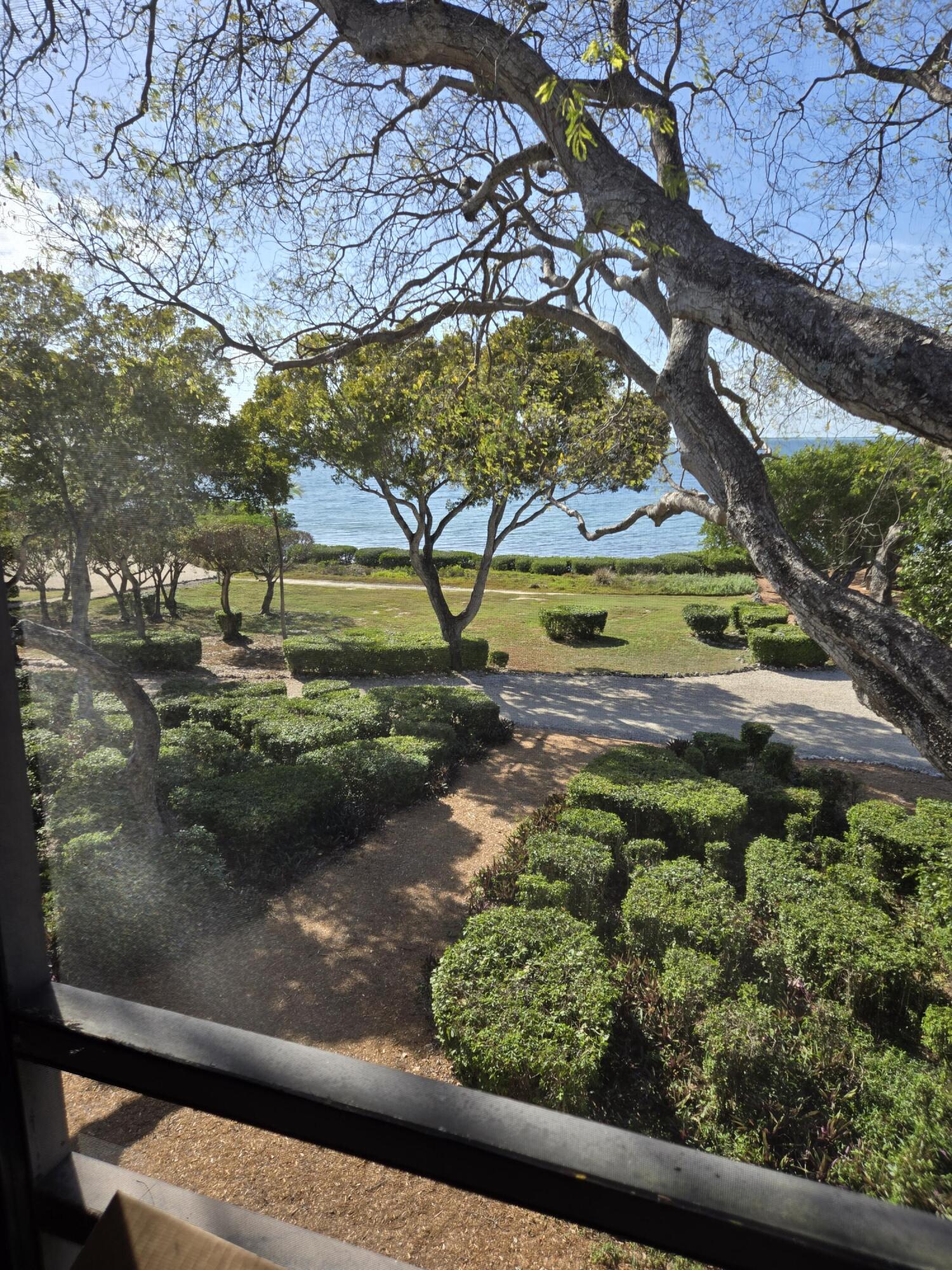 209 Sanctuary Dr. Key Largo, FL 33037 - Photo 2 of 5 2_beyc69b9ab0fe2a52