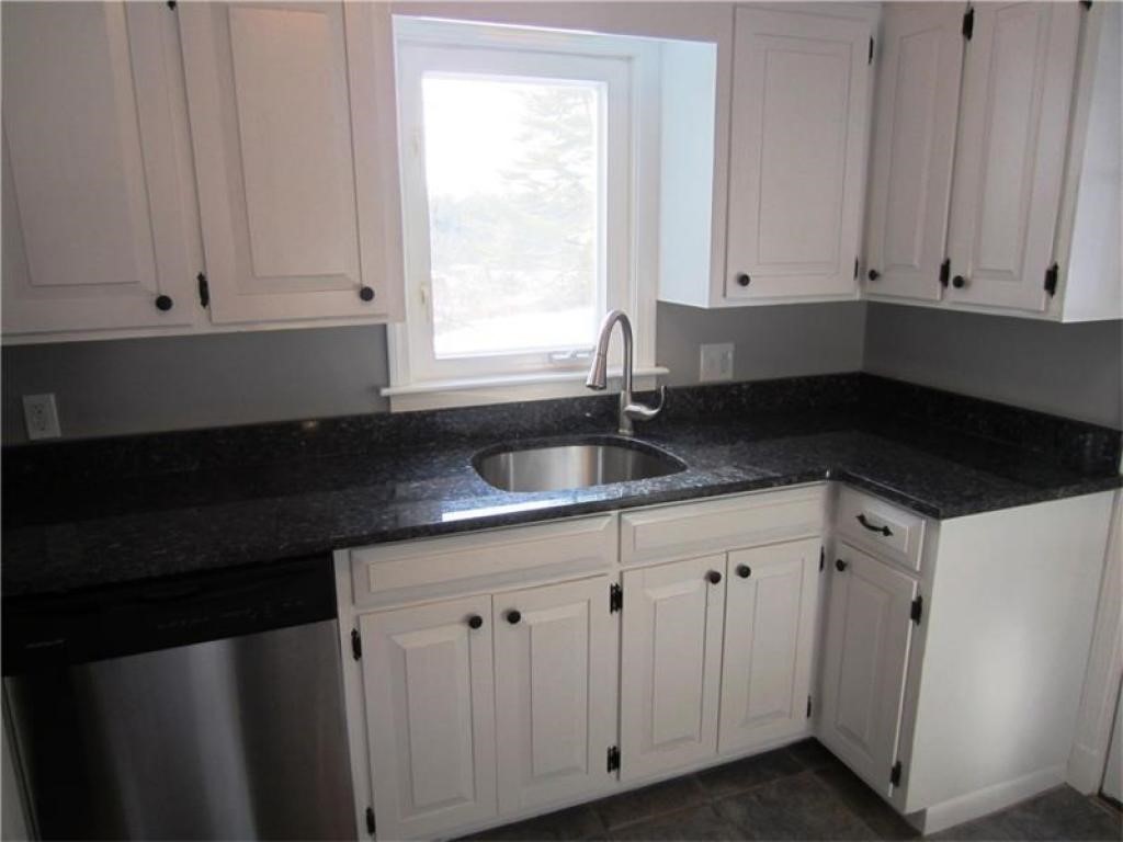 60 South Skillings Road Arundel, ME 04046 - Photo 6 of 29
