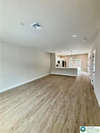 $2,500 | 1411 Greenview Drive, Unit 22, Bethlehem, PA 18018