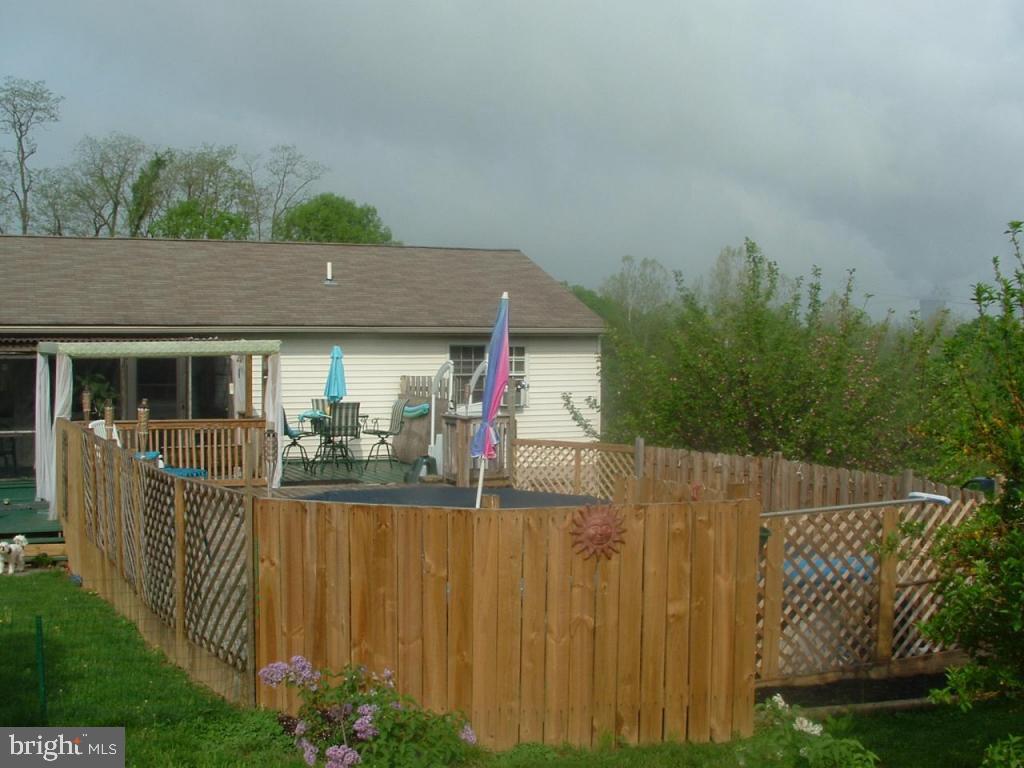165 Covered Bridge Road Elizabethtown, PA 17022 - Photo 2 of 7 Gallery Image 2