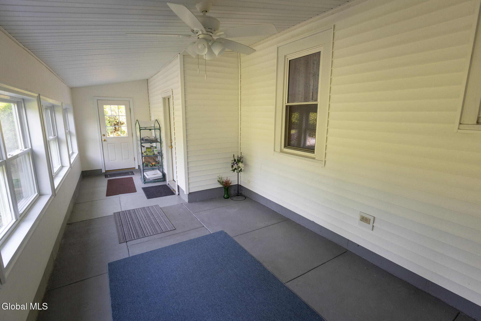 595 Gansevoort Road Moreau, NY 12803 - Photo 15 of 44 595 Gans-32