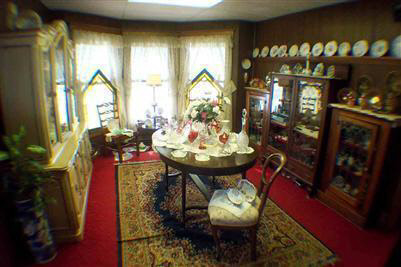 20280854-2.JPG