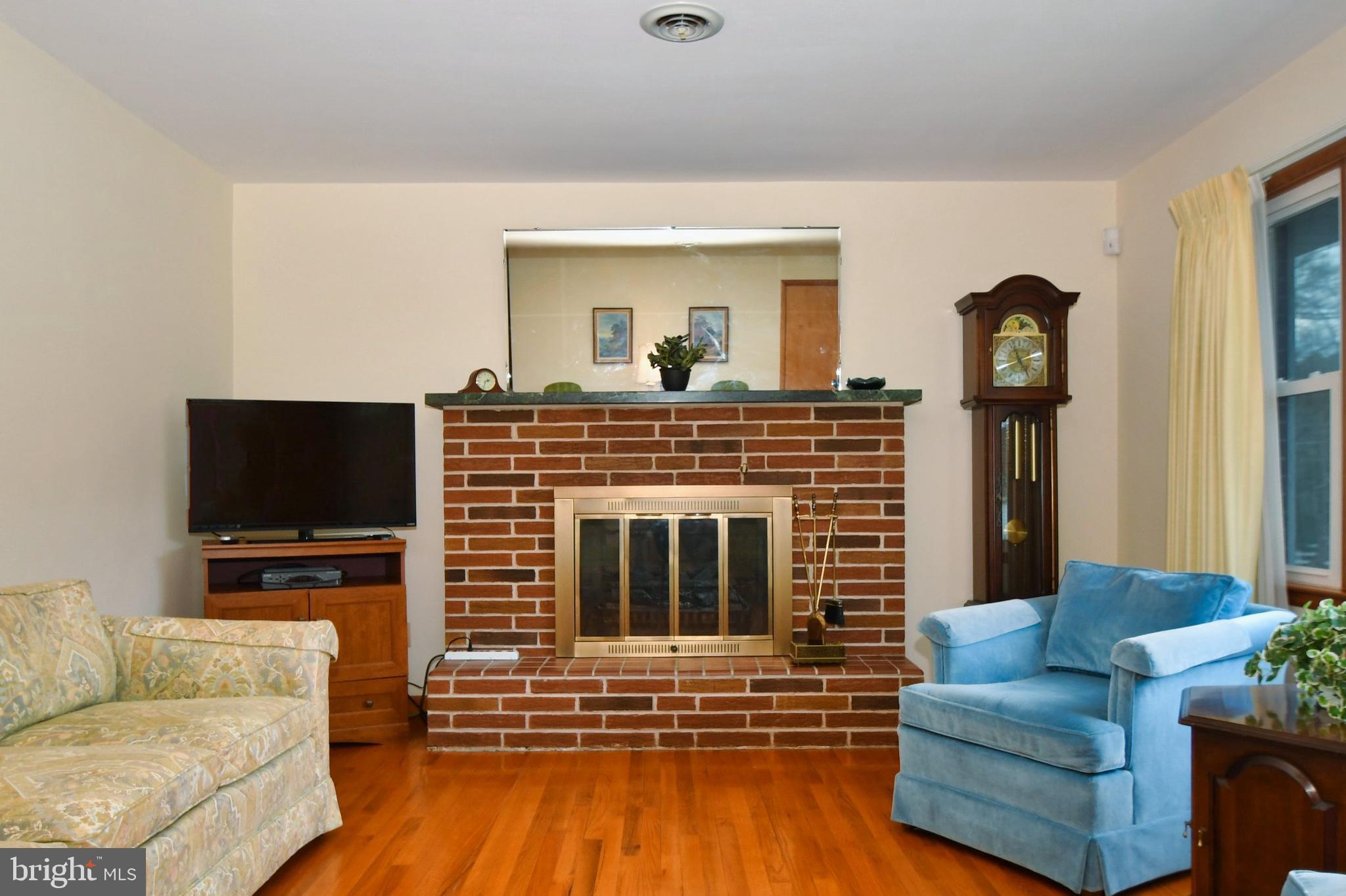 326 Fox Road Havre de Grace, MD 21078 - Photo 5 of 48 Brick hearth wood burning fireplace
