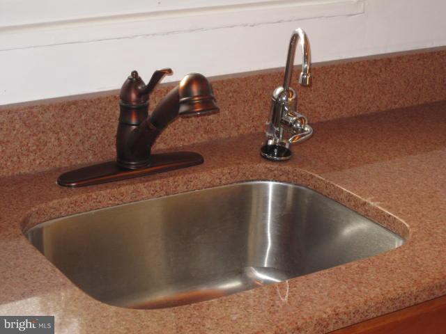 12709 Holdridge Road Silver Spring, MD 20906 - Photo 18 of 22 Kitchen3