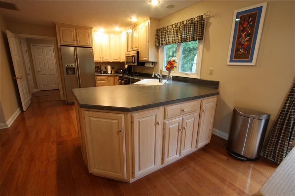 8849 Promontory Road Indianapolis, IN 46236 - Photo 15 of 48 Gallery Image 15
