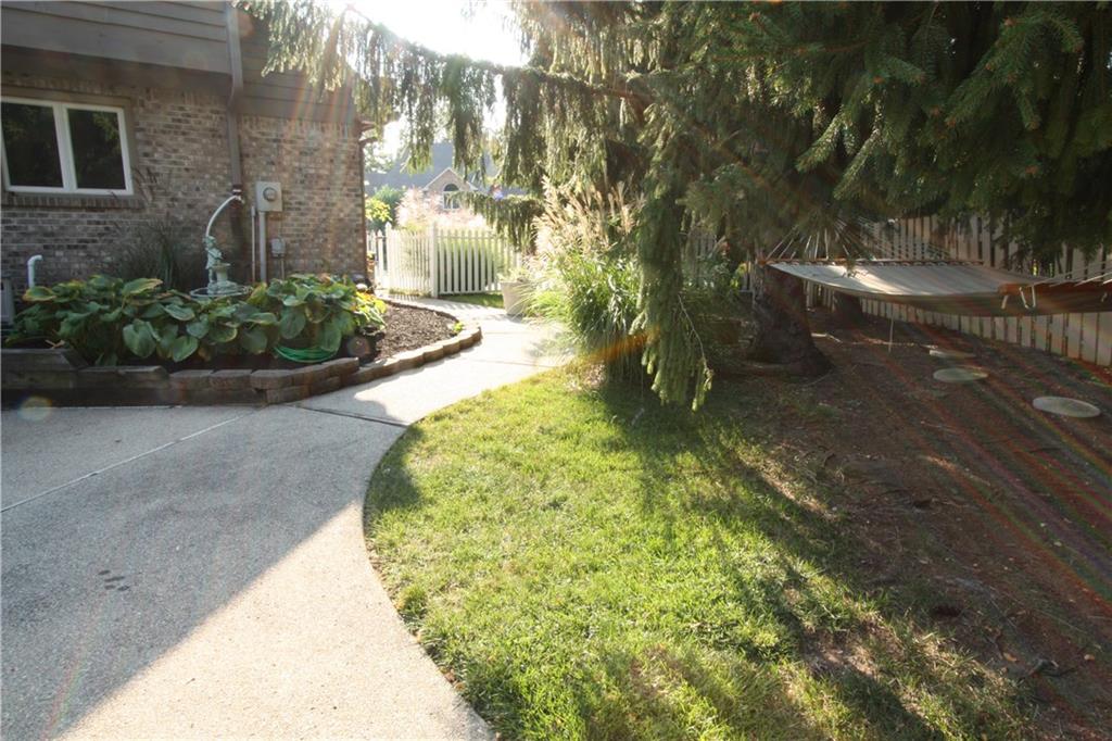 8849 Promontory Road Indianapolis, IN 46236 - Photo 46 of 48 Gallery Image 46