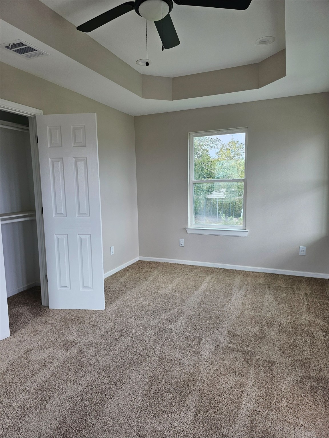 9730 Kerr Street Houston, TX 77029 - Photo 2 of 9 a view of an empty room with a window