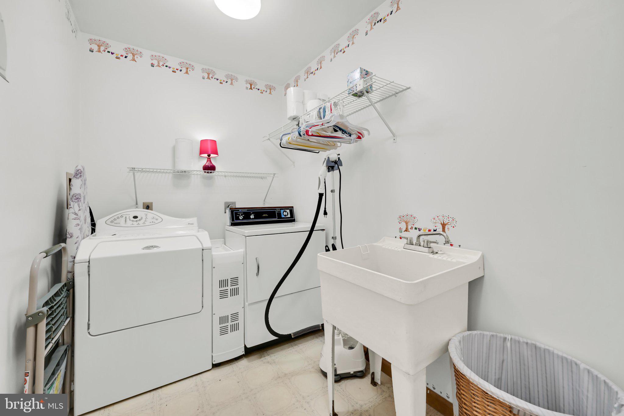 5057 Valley View Road Mohnton, PA 19540 - Photo 34 of 43 Laundry Room