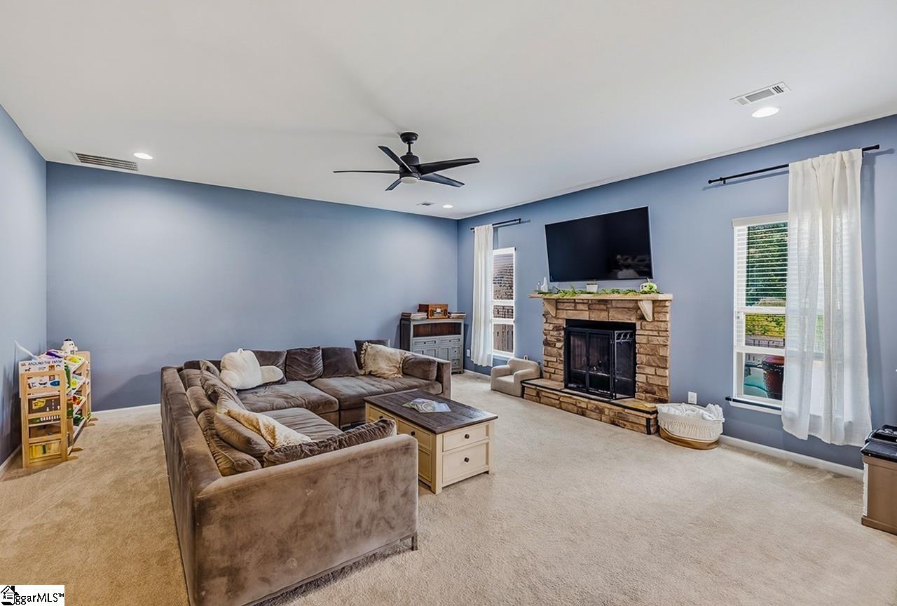 309 Chasemont Lane Simpsonville, SC 29680 - Photo 22 of 49