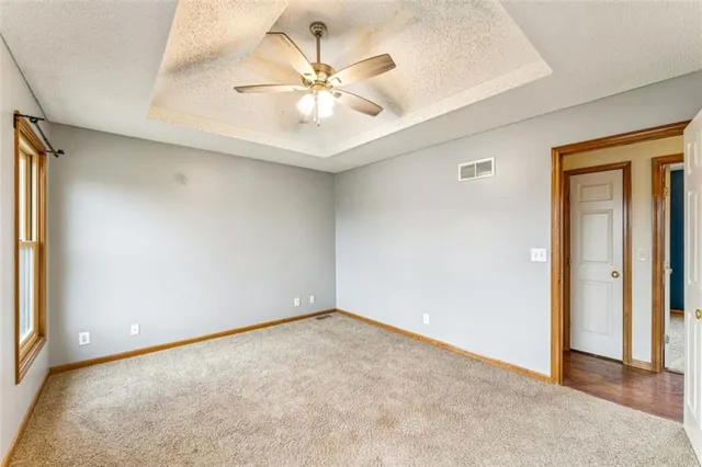 $300,000 | 5208 Northeast 63rd Terrace, Kansas City, MO 64119