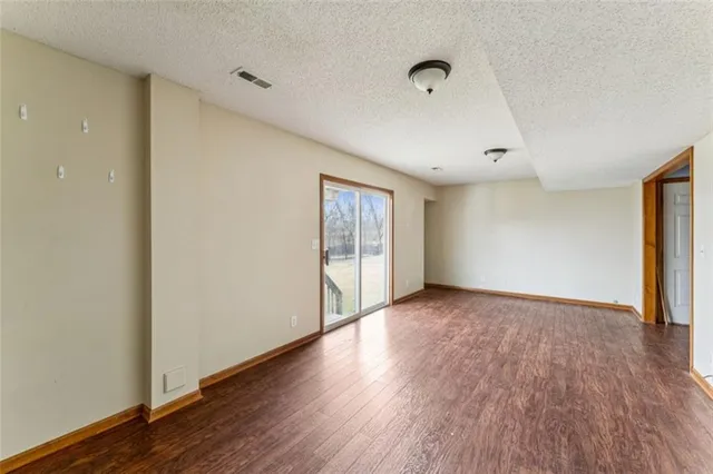 $300,000 | 5208 Northeast 63rd Terrace, Kansas City, MO 64119