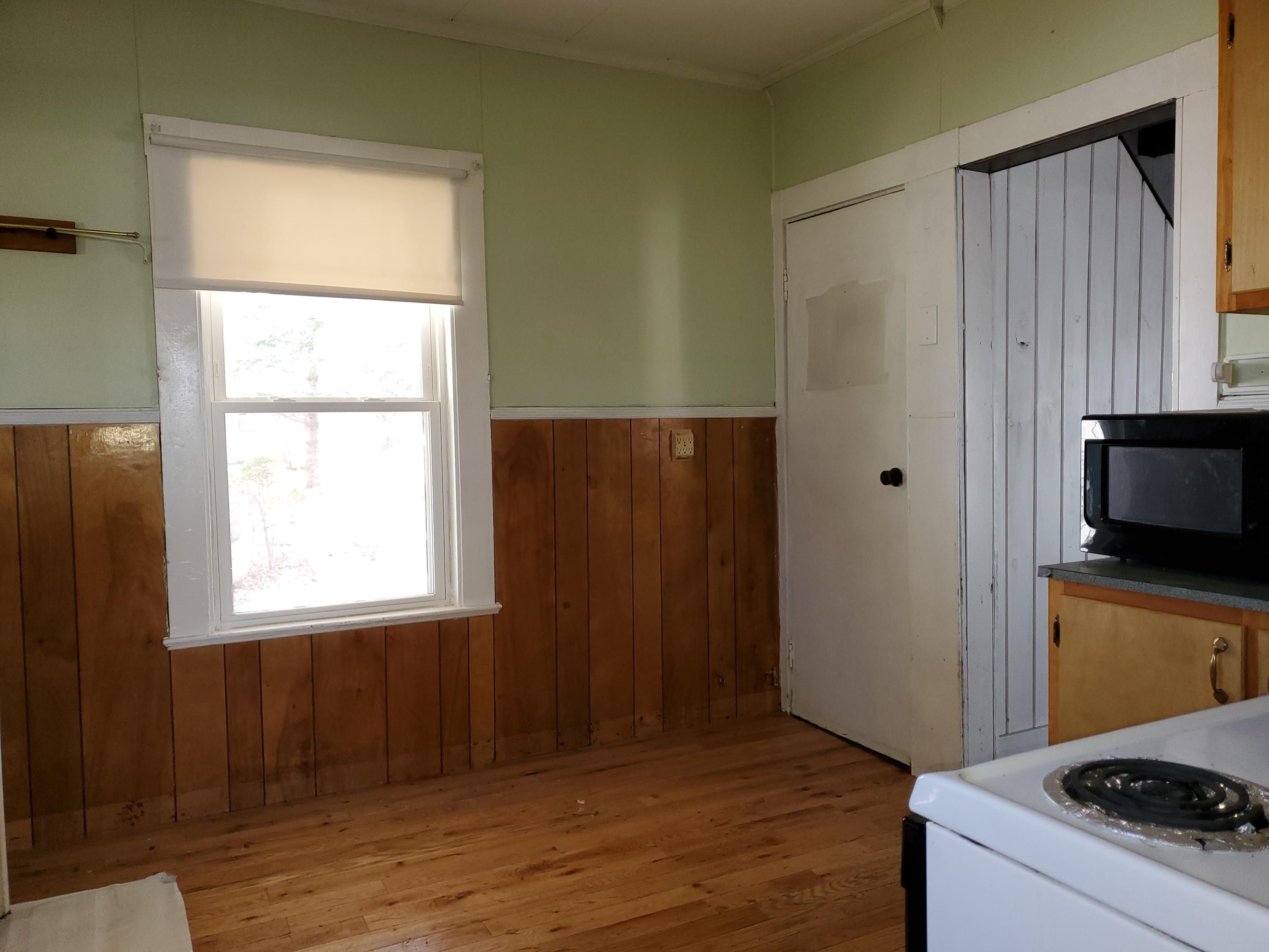 83 Gary Street South Paris, ME 04281 - Photo 4 of 21 20210410_093946