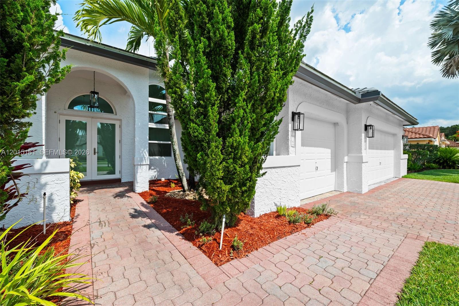 3292 Ridge Trace Davie, FL 33328 - Photo 1 of 53