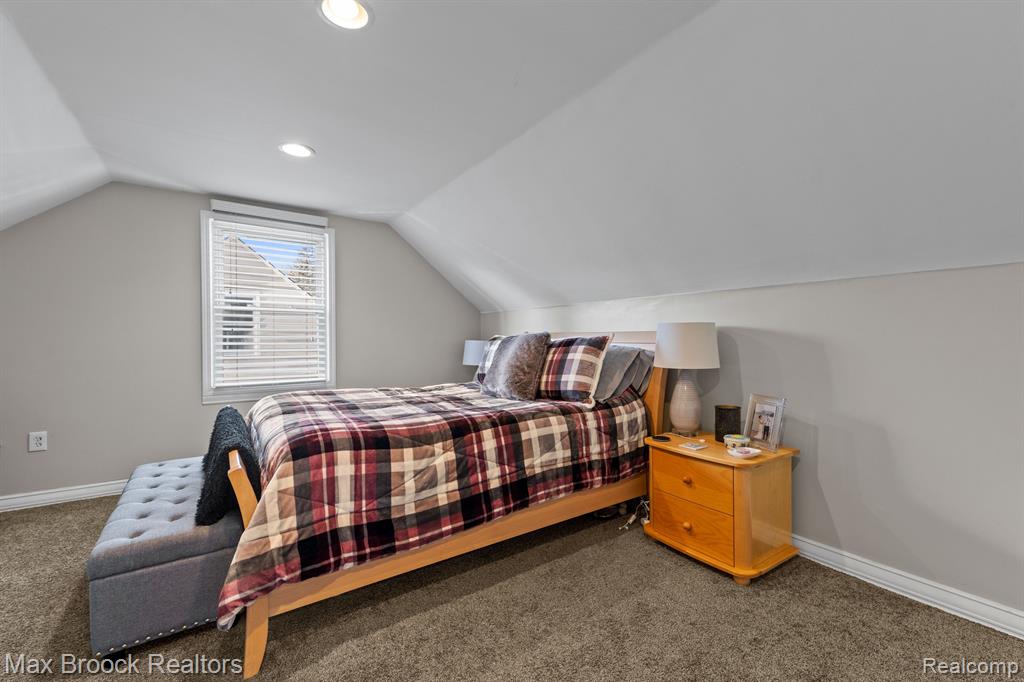 490 Roth Boulevard Clawson, MI 48017 - Photo 17 of 33