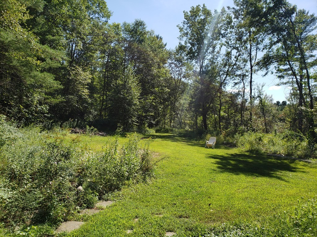 112 Colburn Road Charlton, MA 01507 - Photo 3 of 3