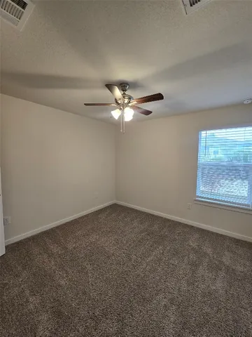 $2,395 | 7917 Linnie Lane, Thorndale, TX 76577