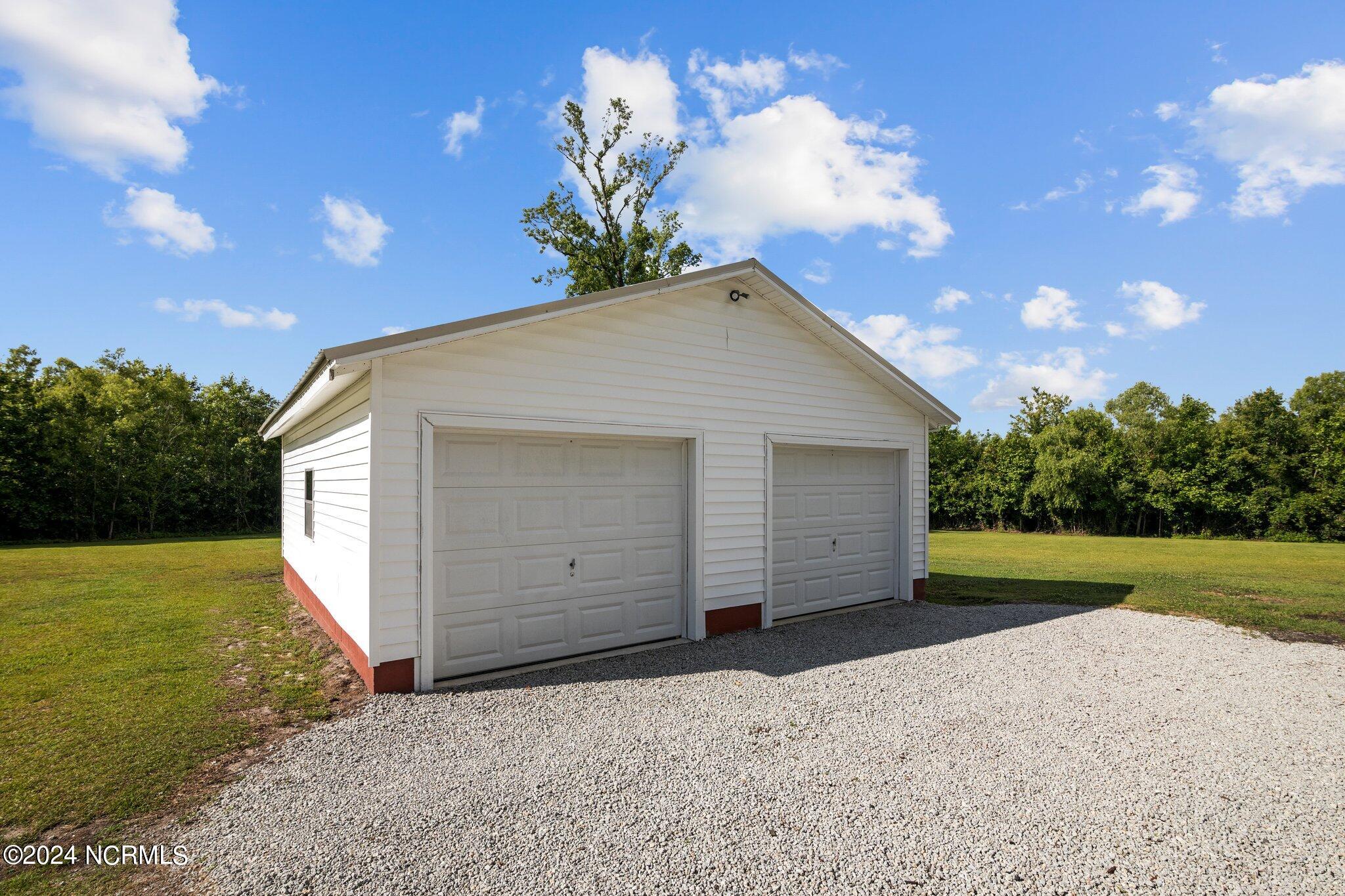 6655 River Road Vanceboro, NC 28586 - Photo 14 of 43 detached 2- car garage