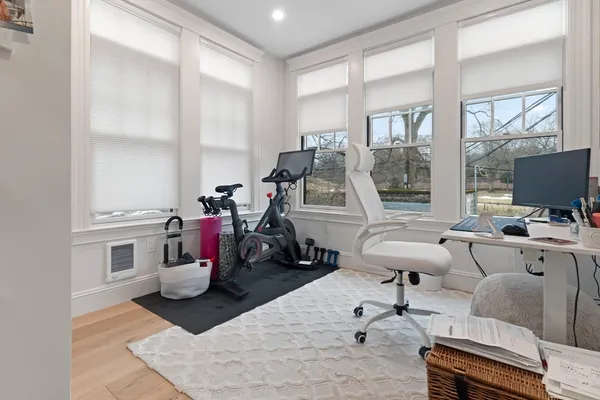 $8,000 | 1797 Beacon Street, Unit 1, Brookline, MA 02445