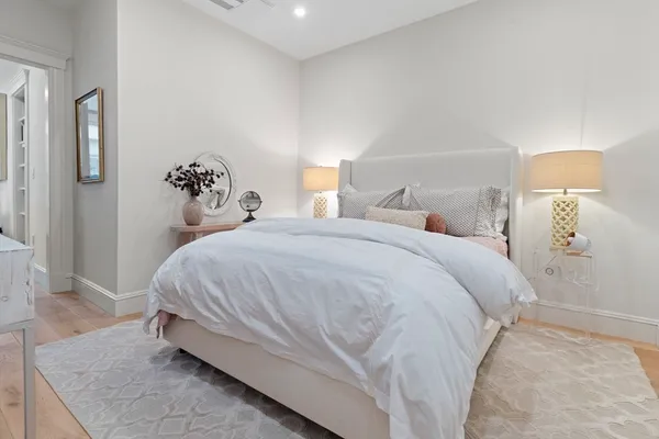 $8,000 | 1797 Beacon Street, Unit 1, Brookline, MA 02445