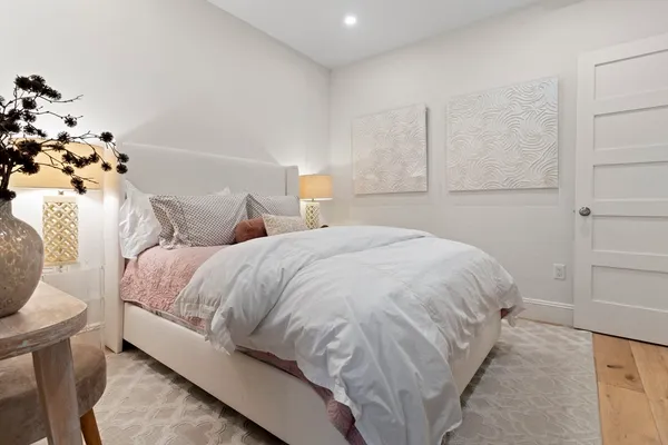 $8,000 | 1797 Beacon Street, Unit 1, Brookline, MA 02445