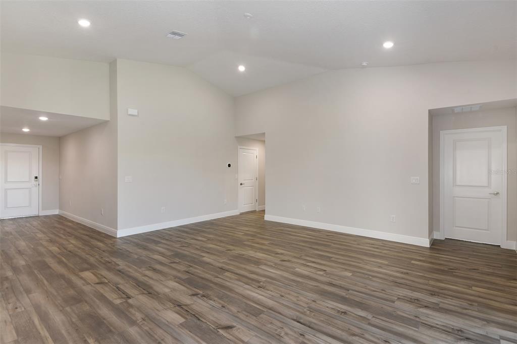 6103 Southwest 97th Street Ocala, FL 34476 - Photo 13 of 26