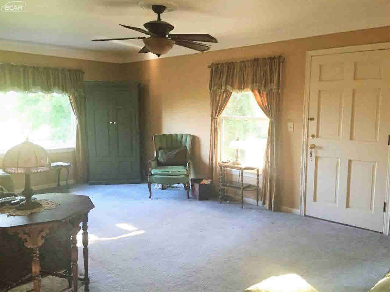 11228 North Center Road Clio, MI 48420 - Photo 12 of 48 21186297-11.JPG