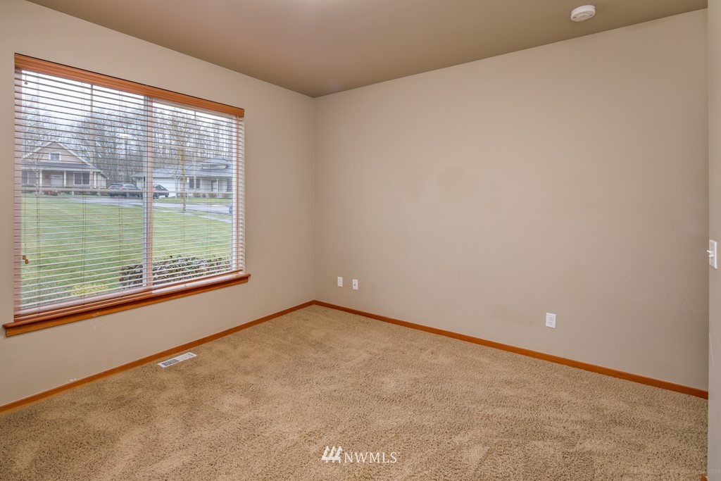 2099 Roxy Loop Ferndale, WA 98248 - Photo 11 of 25 Gallery Image 11