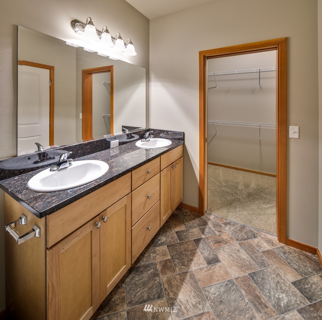 2099 Roxy Loop Ferndale, WA 98248 - Photo 13 of 25 Gallery Image 13