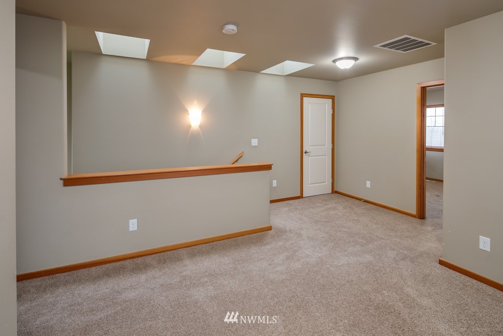 2099 Roxy Loop Ferndale, WA 98248 - Photo 14 of 25 Gallery Image 14