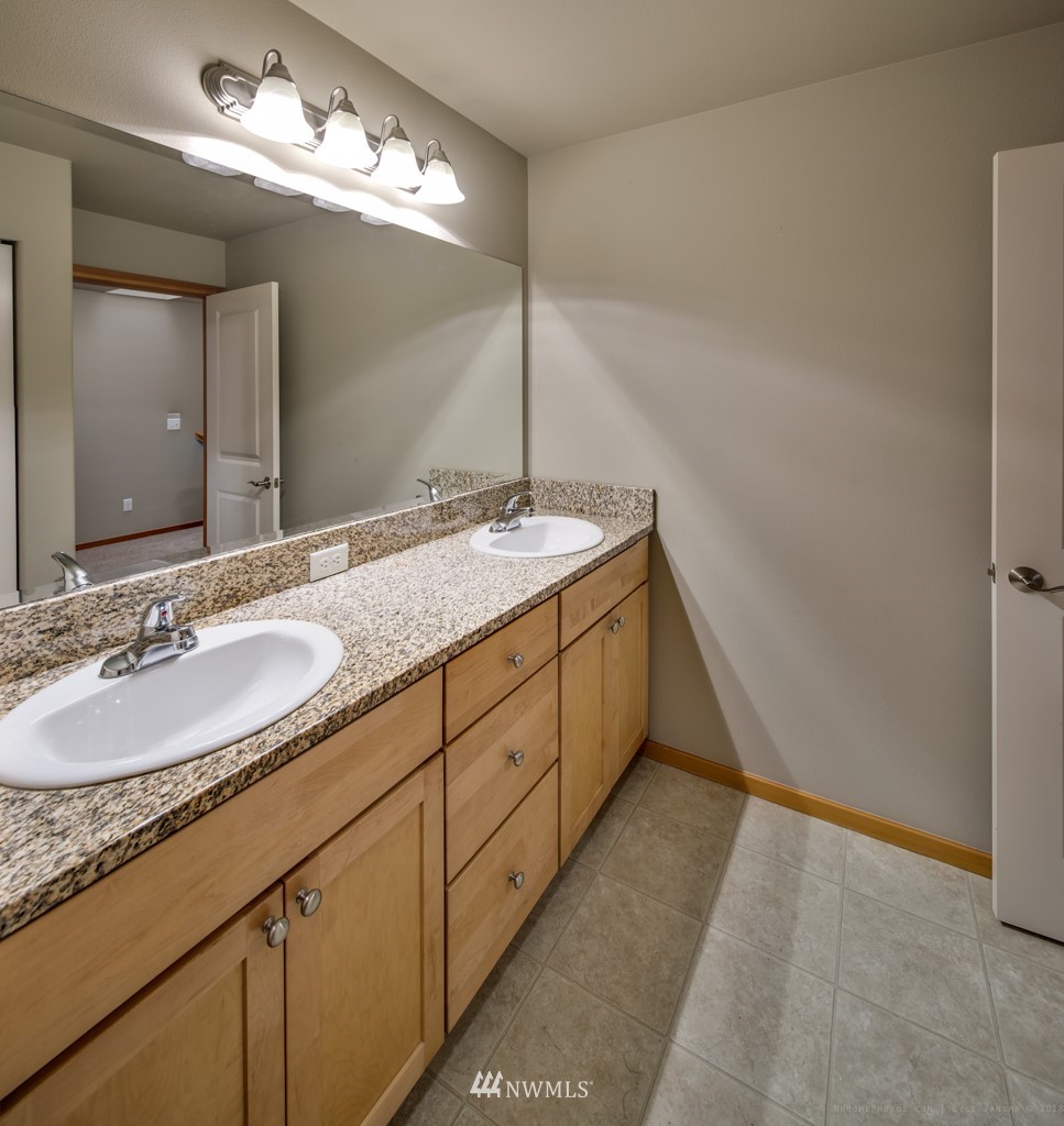 2099 Roxy Loop Ferndale, WA 98248 - Photo 20 of 25 Gallery Image 20