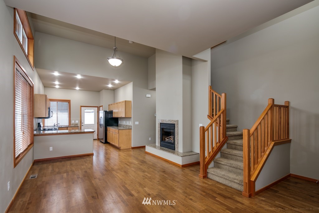 2099 Roxy Loop Ferndale, WA 98248 - Photo 4 of 25 Gallery Image 4