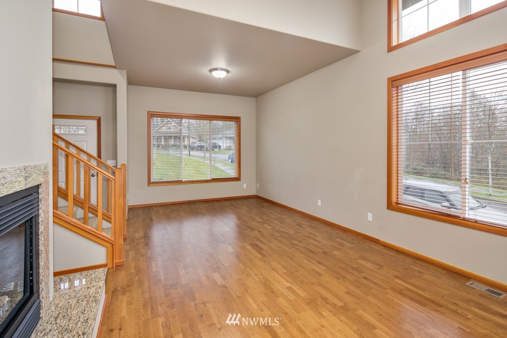 2099 Roxy Loop Ferndale, WA 98248 - Photo 6 of 25 Gallery Image 6
