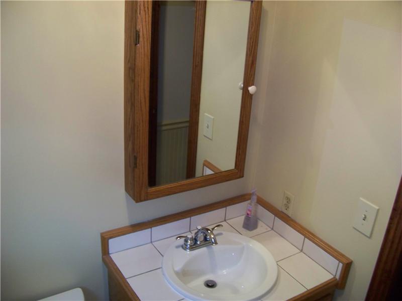 540 McCombs Road Venetia, PA 15367 - Photo 15 of 25 Partial Bath.