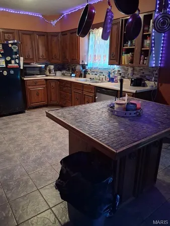 $97,000 | 410 West Water Street, Pinckneyville, IL 62274