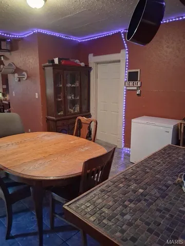 $97,000 | 410 West Water Street, Pinckneyville, IL 62274