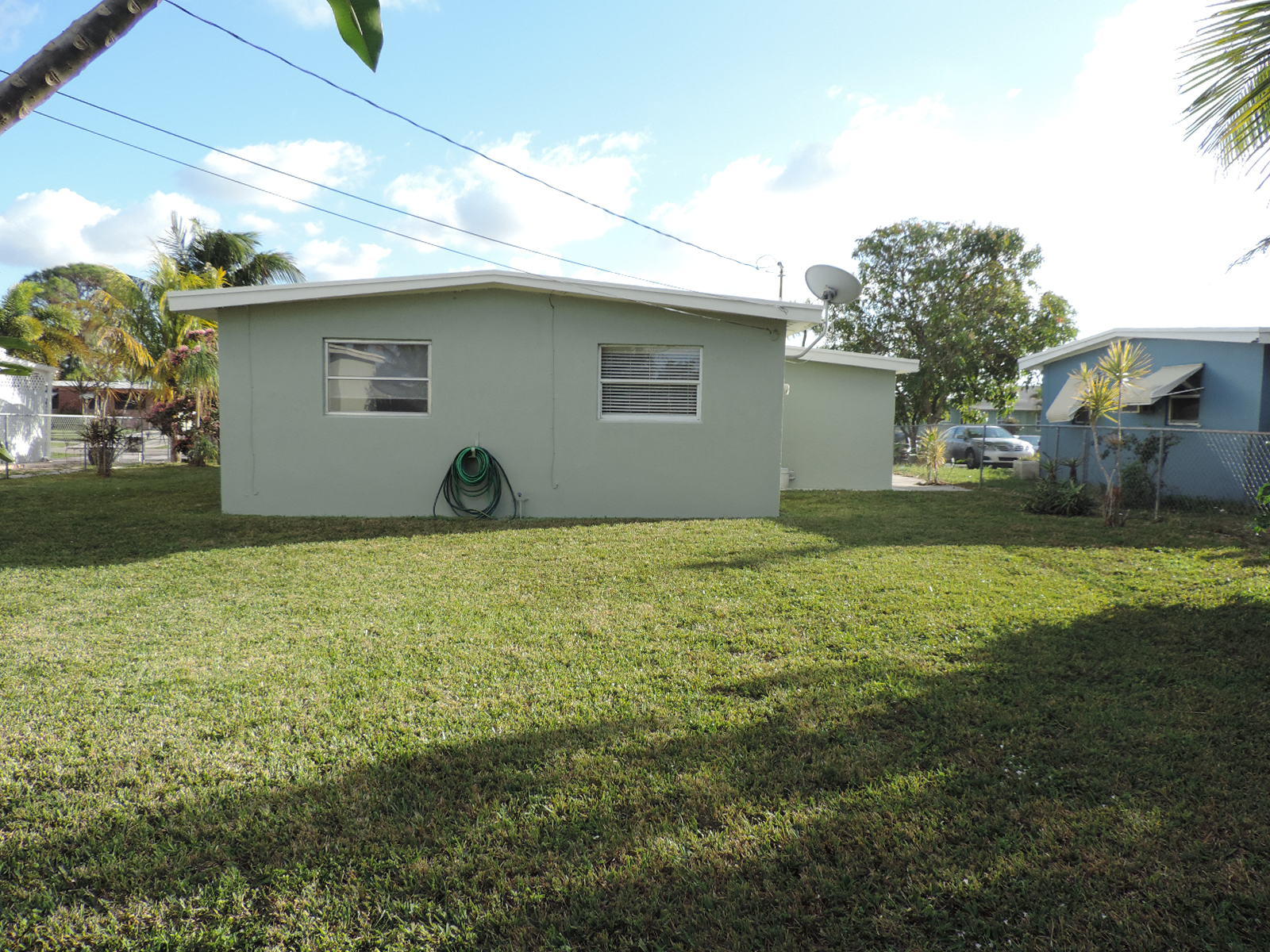5657 South Rue Road West Palm Beach, FL 33415 - Photo 11 of 32 DSCN0464